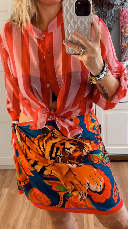 Camisa rayas roja